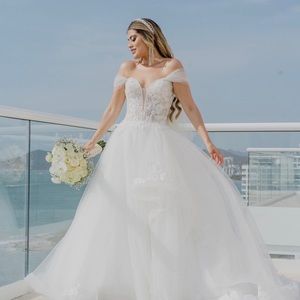 Wedding dress